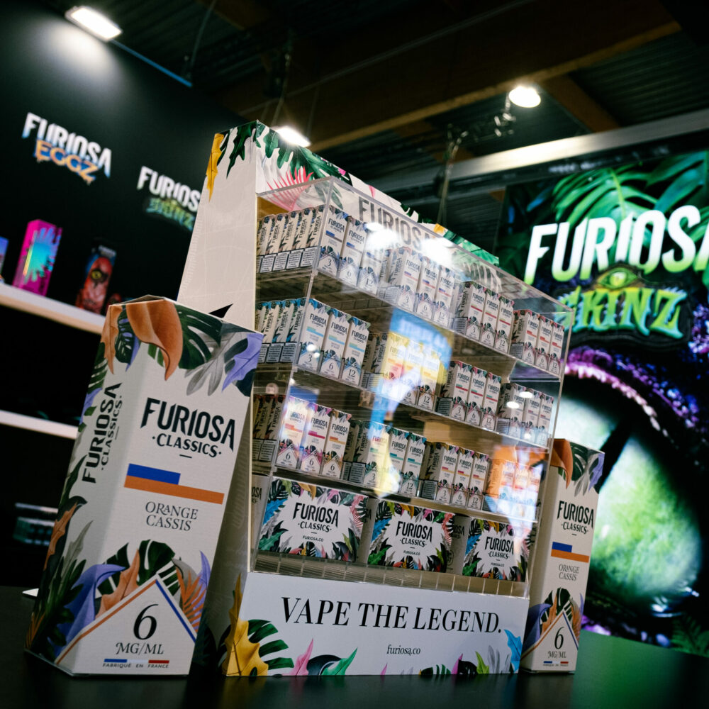 Furiosa Classics - VAPE 47 - Gamme eliquides 50ml et 10ml pour cigarette electronique et pod primo-vapotants sevrage tabagique - Vapexpo Paris 2022 Photo Ystaroth