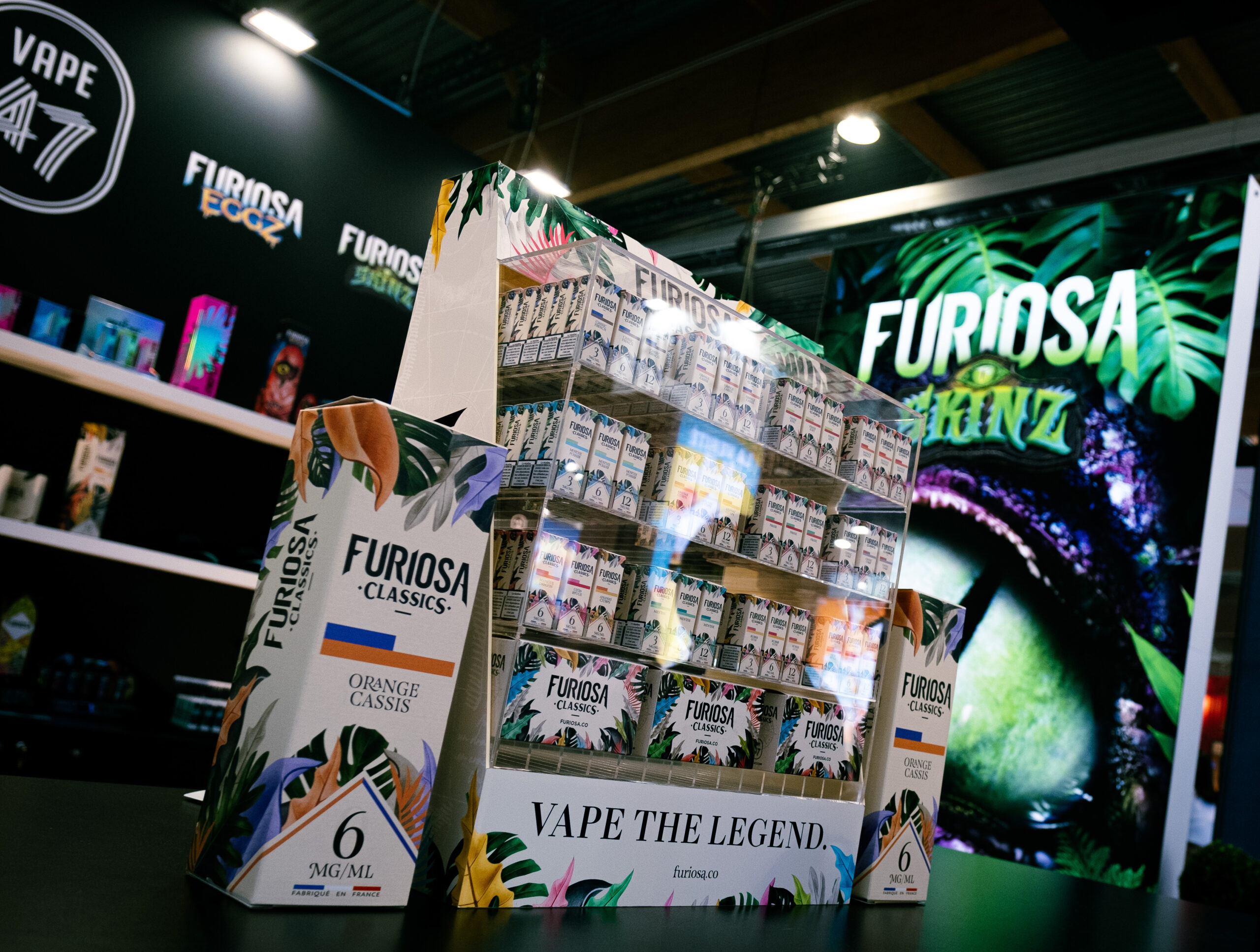 Vapexpo Paris 2022 - Stand VAPE 47 - Salon eliquide vape pour sevrage tabagique - Furiosa Classic Meuble